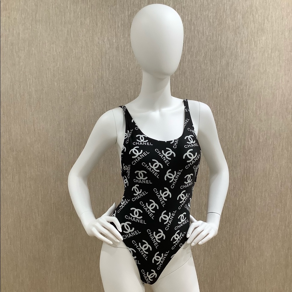 “The Lilly” In Black and white print.